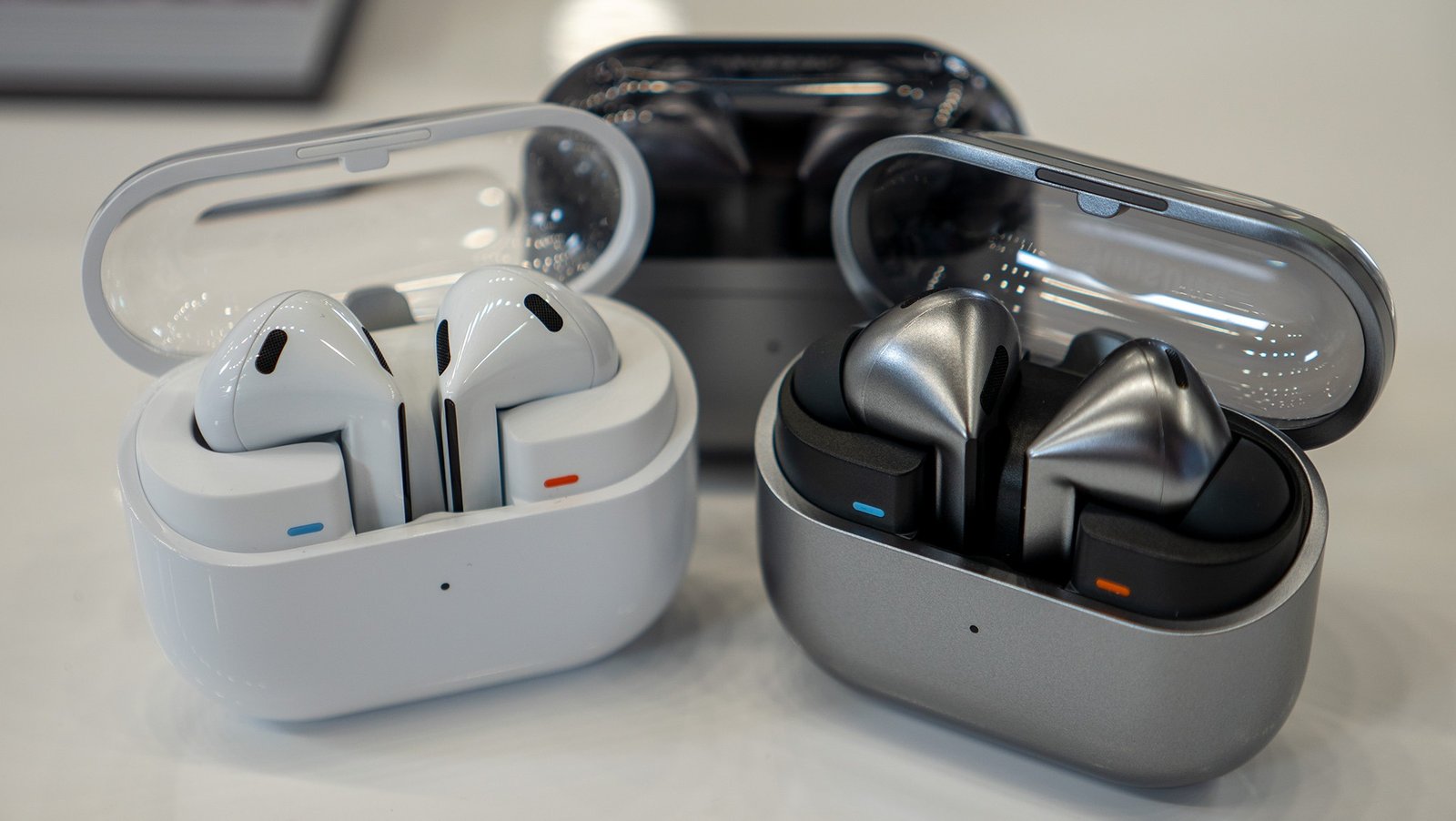 Samsung Galaxy Buds 4, Buds 4 Pro renders surface ahead of Galaxy Unpacked